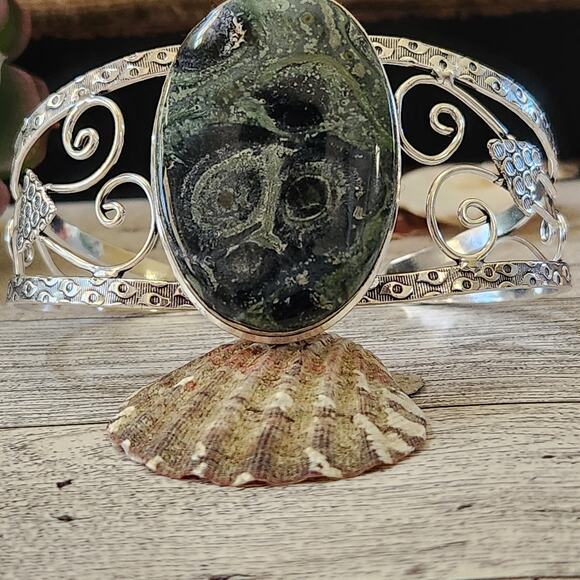 Crocodile Jasper Sterling Silver Cuff Bracelet - Untamed Southwestern Beauty - Picture 4 of 10